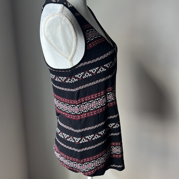 Dynamite Tank Top - Picture 4 of 9